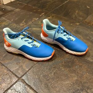 G-Foremen’s golf shoes